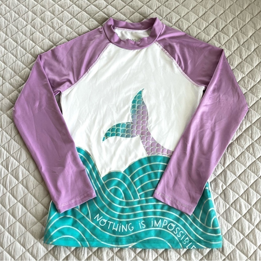Cat & Jack girls long sleeve rash guard - Picture 2 of 7